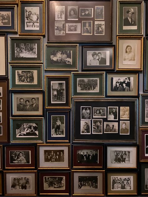 #aesthetic #wall #gallerywallideas #blackandwhite #photography Speakeasy Vintage Photos, Gentlemans Club Bar, Speakeasy Lounge Ideas, Vintage Bar Interior, Speakeasy Engagement Party, Speakeasy Room Ideas Basement, Dark Academia Aesthetic Party, Basement Speakeasy Bar, 1950s Speakeasy