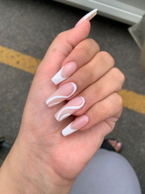 French Tip Acrylic Nails Coffin With Design, White French Tip Nails Coffin Design, Acrylic Nails Ideas Neutral Colors, Trendy French Tip Nails Coffin White, French Nails White Design, Coffin Shape Nails French Tip, White French Design Nails, Coffin Shaped Nails Designs, French Tip Ideas Nails Design