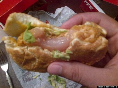 Raw chicken sandwich found at a KFC...one more reason why I stay away from most fast food. Undercooked Chicken, Food Fails, Chicken Patties, Pizza Ingredients, Eating Fast, Food Poisoning, Fast Healthy Meals, Raw Chicken, Chicken Pizza