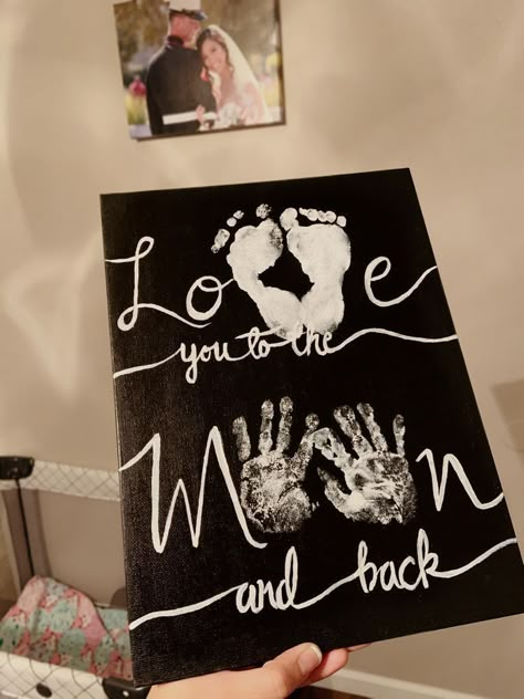 Hand And Feet Painting Kids Mothers Day, Couple Canvas Painting Diy Hand Print, Hand Art Family, Diy Crafts For Newborns, Feet And Hand Print Art Kids, Baby Canvas Painting Ideas Hand Prints Christmas, Baby Hand Painting Ideas, Diy Baby Handprint Crafts, Love You To The Moon And Back Craft