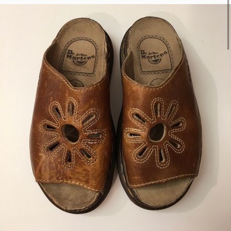 Look what I just found on Depop 🙌 https://depop.app.link/j1hlLbvdCib 90s Doc Martens, Doc Marten Sandals, Brown Dr Martens, Dr Shoes, Doc Marten, Vintage Sandals, Estilo Hippie, Funky Shoes, I'm With The Band