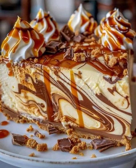 The Pioneer Woman Ree Drummond Community! | 😋🍫☕ Caramel Chocolate Coffee Cheesecake🍰✨ Baumkuchen Recipe, Double Chocolate Chip Muffins, Lemon Meringue Cheesecake, Peanut Butter Breakfast, Coconut Cream Pie Recipes, Mango Smoothie Recipes, Coffee Cheesecake, Caramel Cheesecake, Easy Cheesecake Recipes