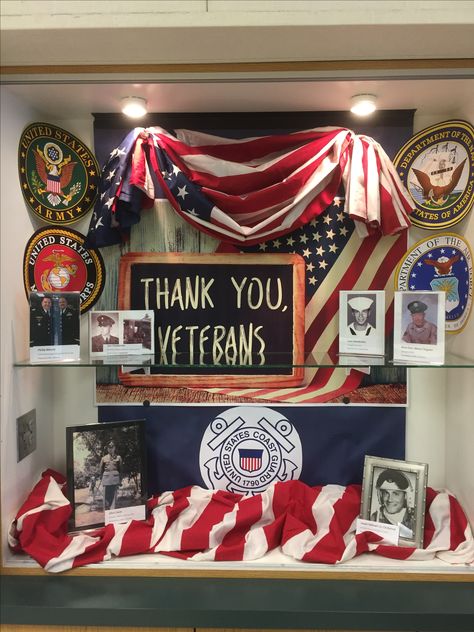 Veterans Day display. Veterans Day Table Centerpieces, American Flag Display Ideas, Gifts For Veterans Day, Veterans Day Luncheon Ideas, Church Tables, Veterans Day Decorations, Stuco Ideas, Veterans Gifts, Veterans Appreciation