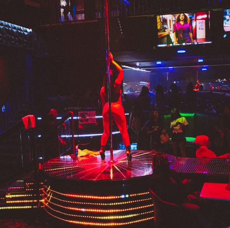 Clubbing Nightclub Aesthetic, Strip Club Aesthetic, Strip Aesthetic, Striper Outfits, Strip Clubs, Strip Bar, Concert Stage Design, Dancer Lifestyle, Nightclub Design