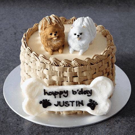 Pomeranian Cake Design Images (Pomeranian Birthday Cake Ideas) Pomeranian Birthday Cake, Pomeranian Cake Ideas, Dogs Cakes Birthday, Cake Dog Design, Pomeranian Cake, Dog Birthday Cake Design, Dog Birthday Cake Ideas, Dog Cake Design, Pomeranian Birthday