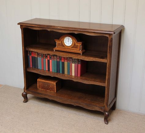 French Victorian Bedroom, Short Bookshelf, French Bookcase, Low Bookshelves, Barrister Bookcase, Bookshelf Ideas, Antique Bookcase, Victorian Bedroom, Vintage Bookcase