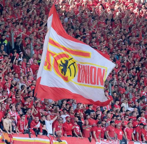 Union Berlin, Football Fans, Soccer Players, Berlin, Soccer