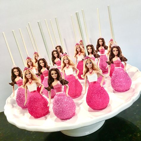 Barbie cake pops Barbie Cake Pop Ideas, Barbie Dreamtopia Birthday Cake, Barbie Cake Pops Birthday, Barbie Themed Birthday Party Cake, Barbie Theme Cake Pops, Barbie Cakepops Ideas, Barbie Cake Pops Cakepops, Barbie Theme Cupcakes, Barbie Cake Design Girl Birthday