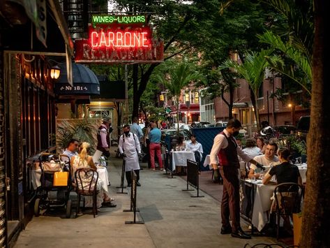 The Best Restaurants in Midtown East Nyc Upper East Side, Midtown Nyc, Grilled Halibut, Dining Outdoor, Best Italian Restaurants, Michelin Restaurant, Michelin Star Restaurant, Restaurant New York, Nyc Restaurants