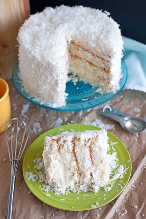 Coconut Cake with Sour Cream Chantilly Icing - My Recipe Magic Frosting With Sour Cream, Chantilly Icing, Best Coconut Cake Recipe Ever, Coconut Cake Frosting, Cream Chantilly, Sour Cream Coconut Cake, Sour Cream Icing, Cake With Sour Cream, Best Coconut Cake Recipe