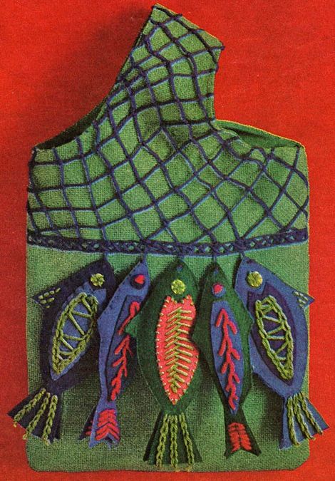 Felt Fish Tote Embroidery Fish, Ideas For Embroidery, Felt Fish, Felt Ideas, Community Wall, Burlap, Felt, Birds, Fish