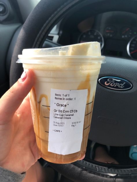 Starbucks Cold Brew Order Caramel, Starbucks Salted Caramel Cold Brew, Salted Caramel Cold Brew, Caramel Cold Brew, Coffee Orders, Starbucks Orders, Salted Carmel, Starbucks Caramel, Caramel Drizzle