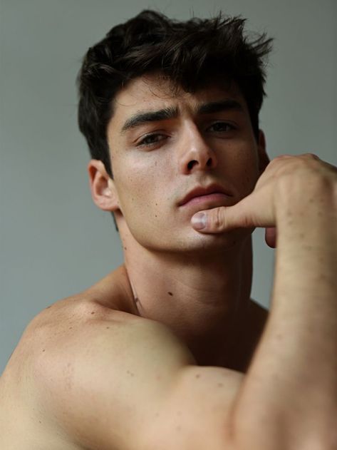 Aesthetic Guy Outfits, Raf Miller, Men's Portrait Photography, Maxon Schreave, Rafael Miller, Character Inspiration Male, Face Characters, Model Face, Photography Poses For Men