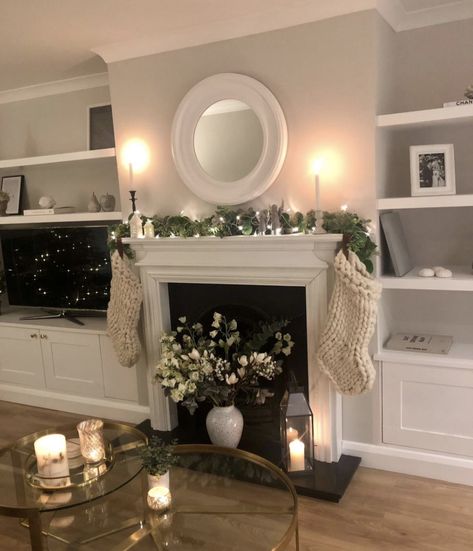 Christmas Fireplace Decor Ideas, Alcove Ideas Living Room, Fireplace Decor Ideas, Lounge Inspiration, Log Burner Living Room, Front Room Decor, Cream Living Rooms, Beige Living Rooms, Christmas Fireplace Decor