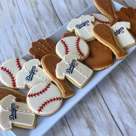 Dodger Invitations Birthday, Baseball Party Desserts, Baseball Party Cookies, Dodgers Theme Birthday Party, Dodger Party Ideas, Dodger Birthday Party, Baseball Birthday Cookies, Dodger Cookies, Baseball Sugar Cookies