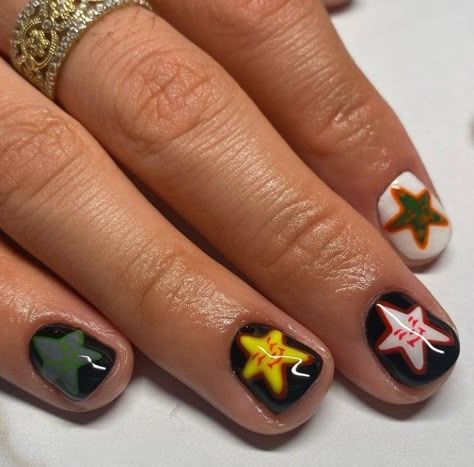 Artsy Short Nails, Weirdcore Nails, Nail Ideas Natural Nails, Short Hippie Nails, Short Maximalist Nails, Masculine Nail Designs, Masculine Nails, September Nail Art, Gay Nails