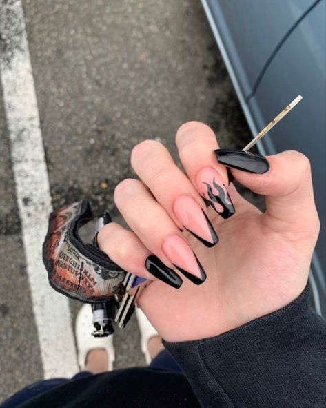 Euphoria Nails, Posh Nails, Black Acrylic Nails, Edgy Nails, Grunge Nails, Classy Acrylic Nails, Black Nail, Acrylic Nails Coffin Short, Pink Acrylic Nails