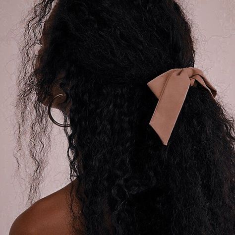 Pelo Afro, Black Femininity, Cute Hairstyles, Hair Inspo, Detective, Tell Me, Curly Hair, Hair Inspiration, Black Hair