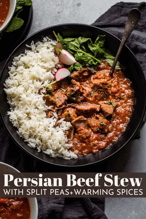 This Instant Pot Persian Beef Stew is a delicious, hearty stew made with split peas and savory spices. Your electric pressure cooker makes the beef extra tender in just a short amount of time. Dinner Ideas Instapot, Persian Beef Stew, University Meals, Persian Beef, Persian Dinner, Persian Stew, Fall Dinner Ideas, Veal Stew, Protein Soups