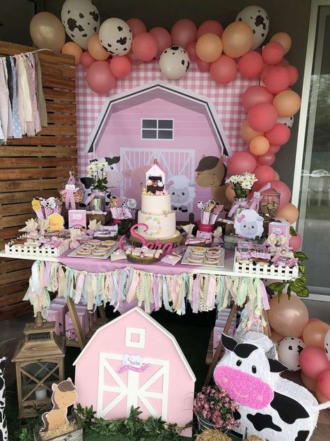 Farm Party Decorations, Farm Themed Party, Ballon Party, Fest Temaer, Pink Party Decorations, Photo Balloons, Cow Birthday, Farm Birthday Party, Girl Birthday Decorations