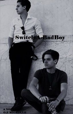 #wattpad #teen-fiction "I'm pretty impressed by you tuts, you aren't as dumb as I thought you would be and yes you got me, I'm not Aston, I'm Justin, Justin Davis." Ashton Payne, golden boy of Wild Woods high school is kidnapped. A day later, he is found but something is a bit...off with him. His parents and all others c... Cole Sprouse Wallpaper, Cole Spouse, Cole M Sprouse, Cole Sprouse Jughead, Long Hair, Riverdale Cole Sprouse, Dylan And Cole, Dylan Sprouse, Cole Sprouse