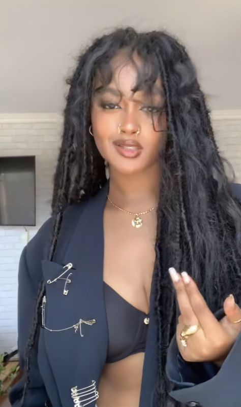 Boho Black Hairstyles, Black Boho Hairstyles, Tylathecurator Braids, Locs With Fringe, Locs With Loose Hair, Faux Locs With Curly Bangs, Shaved Sides Locs Black Women, Faux Locks With Bangs, Wavy Locs Hairstyles