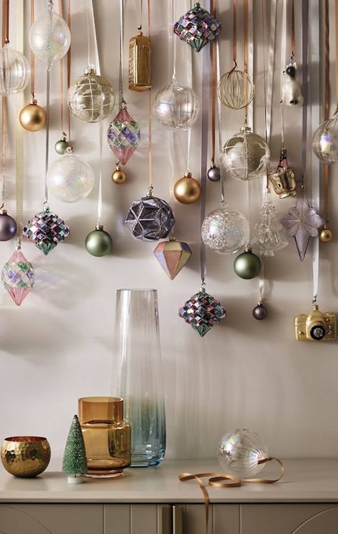 Christmas Decorations With Baubles, Ornament Wall Decor, Hanging Baubles Decoration, Decorating With Large Christmas Balls, Ornaments From Ceiling Hanging, Decorating Christmas Baubles, Xmas Baubles Ideas, Decorating With Christmas Balls, Christmas Baubles Decorations