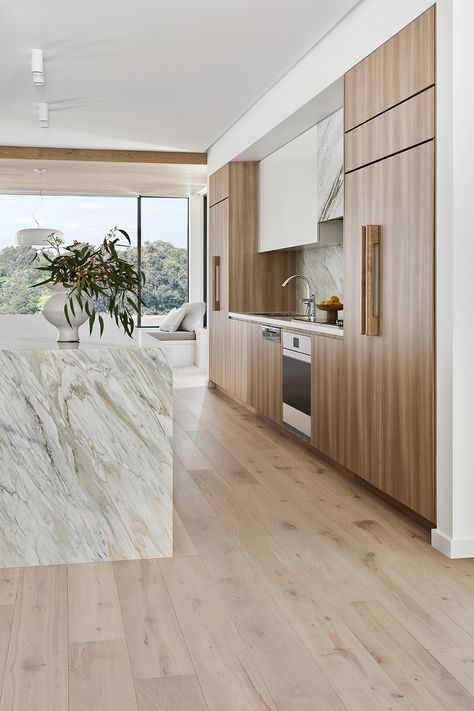 Oak Floor Kitchen, Oak Timber Flooring, Engineered Timber Flooring, Engineered Oak Flooring, Light Hardwood, Light Hardwood Floors, Oak Flooring, Bamboo Flooring, Kitchen Marble