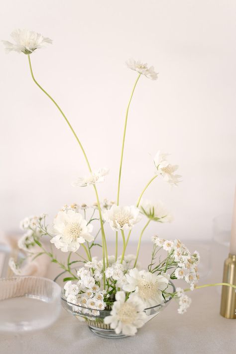 emily + stephen - styled shoot — hosted by Minimalistic Modern Wedding, Minimal White Flower Arrangements, White Ikebana Wedding, Ikebana Flower Arrangement Wedding, Ikebana Wedding Centerpieces, Ikebana Wedding, Minimalist Flower Arrangement, Floral Frog, Bridal Editorial