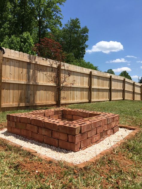 Square brick firepit with pea gravel base Fire Pit With Bricks, In Ground Fire Pit, Paver Fire Pit, Fire Pit Bench, Make A Fire Pit, Fire Pit With Rocks, Gazebo With Fire Pit, Outside Fire Pits, Fire Pit Materials