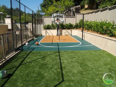 Better Than Real Artificial Grass - Synthetic grass, artificial grass and landscaping - Bay area San francisco, California .:. Proyect Artificial synthetic playground with basketball court installed in San Anselmo, California. Patio Basketball Court, Small Outdoor Basketball Court, Concrete Basketball Court Backyard, Artificial Grass Basketball Court, Full Court Basketball Backyard, Backyard Court, Backyard Basketball, Backyard Sports, Basketball Court Backyard