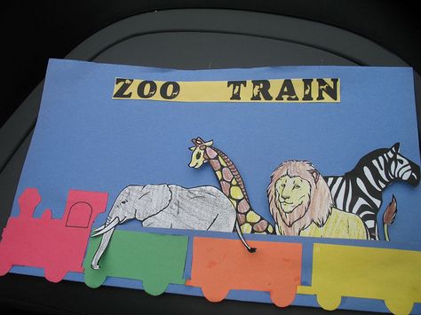 Zoo Train Craft by englischspielgruppe, via Flickr Zoo Train Craft, Preschool Topics, Train Craft, Preschool Circus, Circus Classroom, Preschool Jungle, Circus Activities, Circus Festival, Zoo Crafts