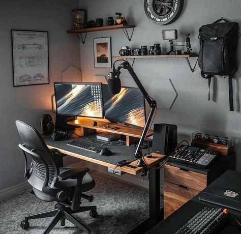 Reka Bentuk Bilik Tidur, Bilik Permainan, Modern Home Offices, Home Studio Setup, Desktop Setup, Small Home Offices, Bedroom Setup, Computer Room, Gaming Room Setup