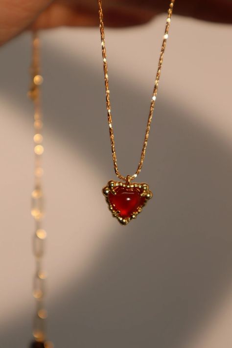 18K Real Gold Plated Natural Red Agate Heart Necklace – Cutethingscommin Gold Necklace With Red Stone, Gold And Red Jewelry, Red Gem Gold Necklace, Gold Red Heart Necklace, Carnelian Heart Pendant Jewelry Gift, Infinite Jewelry, Carnelian Heart Gemstone Jewelry, Luxury Carnelian Red Jewelry, Kpop Accessories