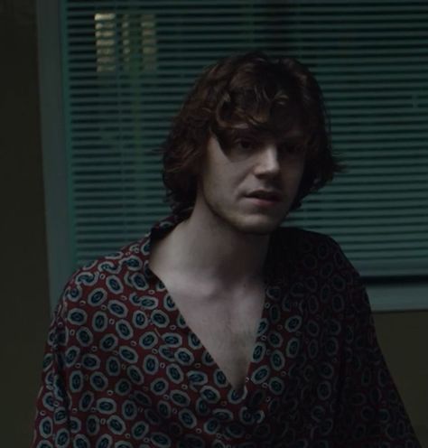 Warren Lipka, Grunge Hippie, American Animals, Kind Person, Evan Peters, Cute Celebrities, American Horror, American Horror Story, Pretty Men