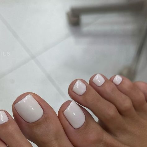 Milk Pedicure, Nails Manicure And Pedicure, Milk Nails, Nails Manicure, Nails Magazine, Nail Manicure, Manicure And Pedicure, Beauty Salon, Manicure