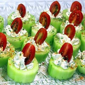 52 Ways to Cook: Cucumber Bites with Herb Cream Cheese and Cherry Tomatoes - 52 Church PotLuck Appetizers Potluck Appetizers, Herb Cream Cheese, Cucumber Bites, Fingerfood Party, Corn Dog, Snacks Für Party, Dinner Rolls, Portobello, Diy Easy