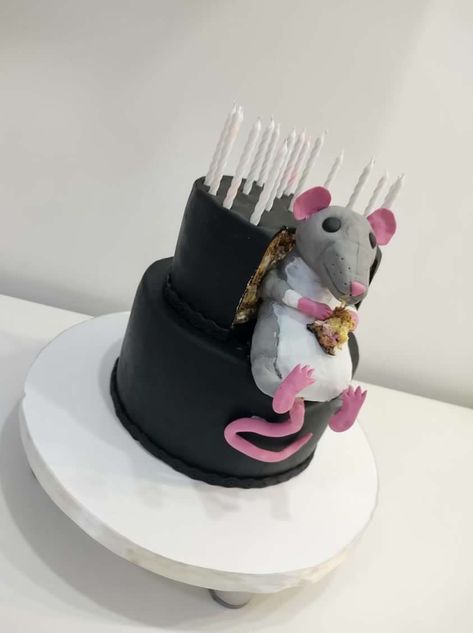 Rat Party Ideas, Rat Cakes Funny, Rat Birthday Party, Rat Cakes Birthday, Preppy Rat, Rat Cakes, Rat Birthday, Goofy Cake, Ugly Cakes