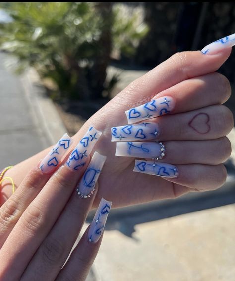 Boyfriend Nails Initial, Blue Nails Acrylic, Nails Photos, Graffiti Nails, Long Acrylic Nail Designs, Blue Acrylic Nails, Unique Acrylic Nails, Long Square Acrylic Nails, Bling Acrylic Nails