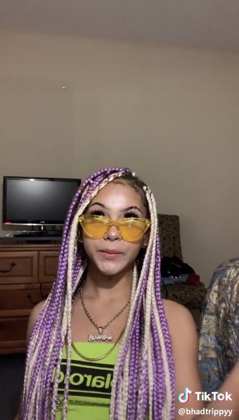 Blonde Purple Braids, Purple And Blonde Braids, Light Purple Braids For Black Women, Blonde And Purple Braids, Braids For Black Women Purple, Box Braids With Purple Highlights, Faux Locs Marley Hair, Purple Braids Aesthetic, Purple Braids