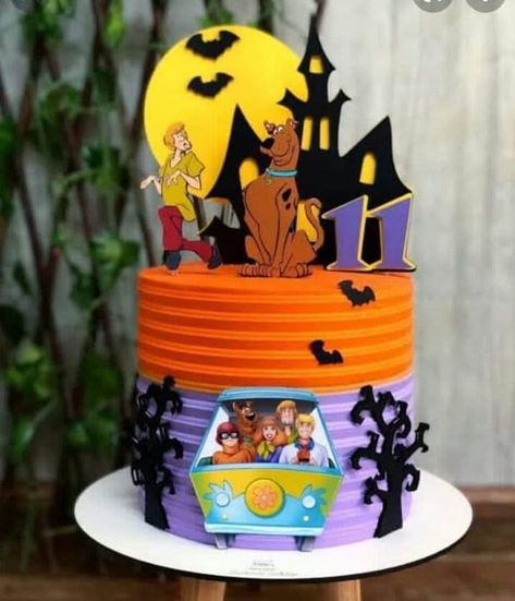 Halloween Scooby Doo, Scooby Doo Birthday Cake, Scooby Doo Cake, Scooby Doo Birthday Party, Scooby Doo Halloween, Halloween Birthday Cakes, Adult Party Themes, Christmas Holiday Cake, Baby Birthday Themes