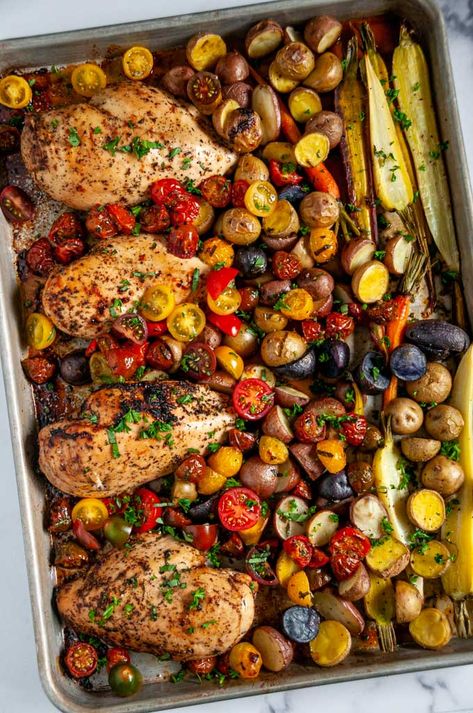 Chicken With Veggies, Chicken Bruschetta Recipe, Bruschetta Toppings, Healthy Dinner Recipe, Tomato Bruschetta, Chicken Veggies, Bruschetta Chicken, Recipe Sheets, Chicken Breast Seasoning