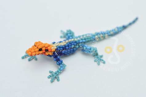 Common Agama by ZimtHandmade on DeviantArt Pony Bead Animals, Pony Bead Projects, Pony Bead Crafts, Pony Bead Patterns, Bead Embroidery Patterns, Bead Charms Diy, Beadwork Patterns, Beaded Crafts, Beaded Animals