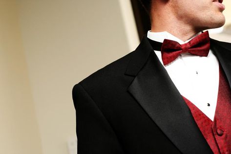 20% OFF all hospitality garments at Sacino's. The Yule Ball, Red Ties, Red Bowtie, Mens Formalwear, Yule Ball, Pregnant Wedding Dress, Red Bow Tie, Black Tux, Mens Formal Wear