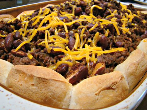 Taco Biscuit Pie Taco Pie With Biscuits, Biscuit Pie, Country Biscuits, Green Snacks, Taco Pie, Taco Bake, Canned Biscuits, Bread Salad, My Recipes