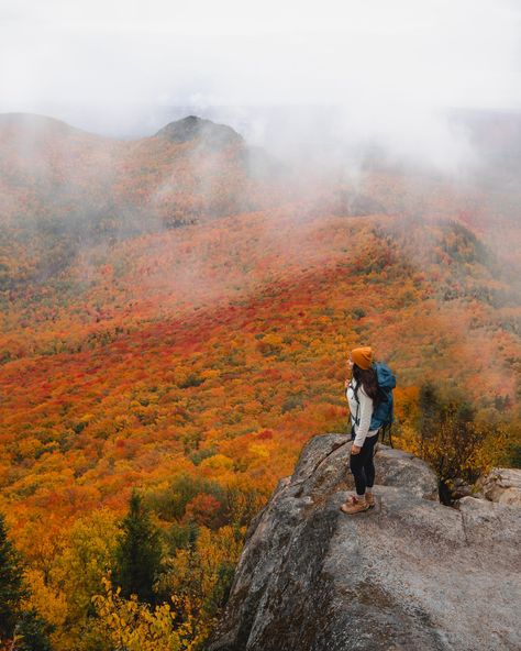 Find Hiking Paradise in Quebec: 10 of the Best Parks – Angela Liguori Fall Hiking Outfit, Fall Hiking Outfits, Hiking Fall, Cute Cabins, Hiking Outfits, Hiking Outfit Fall, National Park Photos, Canada Road Trip, Sea Kayaking