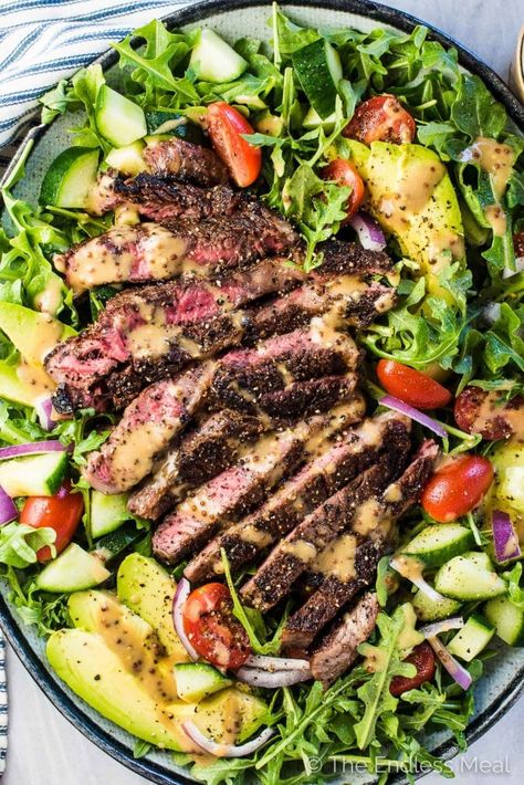 Steak And Feta Salad, Steak Salad Dressing Vinaigrette, Arugula And Steak Salad, Steak Salad Ideas Dinner, Steak Salad With Balsamic Dressing, Steak Feta Salad, Steak Tip Salad Recipe, Steak Salad Healthy, Salads With Steak Dinner