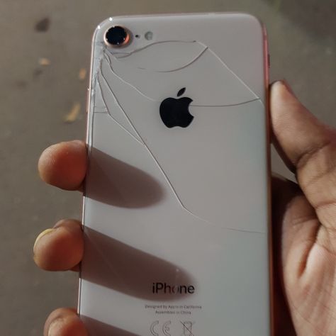 Cracked Phone Aesthetic, Newest Iphone, Computer Wallpaper Hd, Phone Apple, I Phone 8+, Ipad Organizer, Broken Phone, Apple Cut, Prize Draw