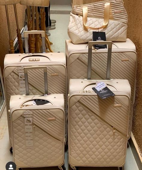 Luggage Sets For Women Classy, Trolley Bags Travel Women, Cute Luggage For Women, Luggage Sets For Women, Luggage Sets Cute, Luxury Luggage Sets, Disney Suitcase, Wedding Luggage, Luxury Suitcase