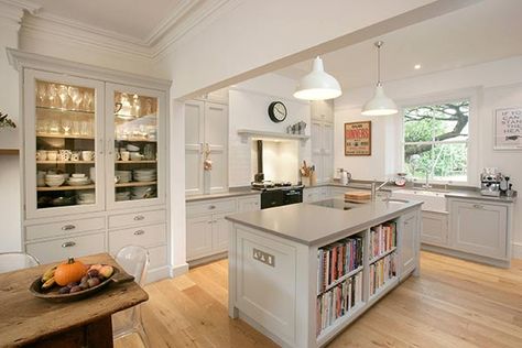 Traditional English Kitchen Design English Kitchen Design, English Kitchens Design, Traditional English Kitchen, Georgian Kitchen, Sophisticated Kitchen, Kitchen Traditional, Woodstock Ny, Kitchen Transitional, Quiet Elegance